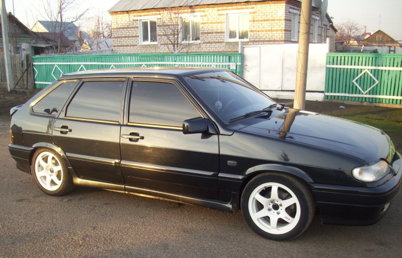 ВАЗ 2114 на литье r15