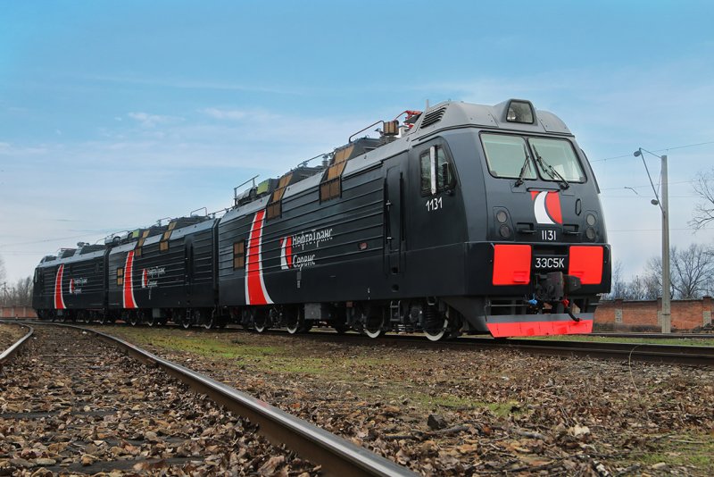 Электровоз Ермак односекционный