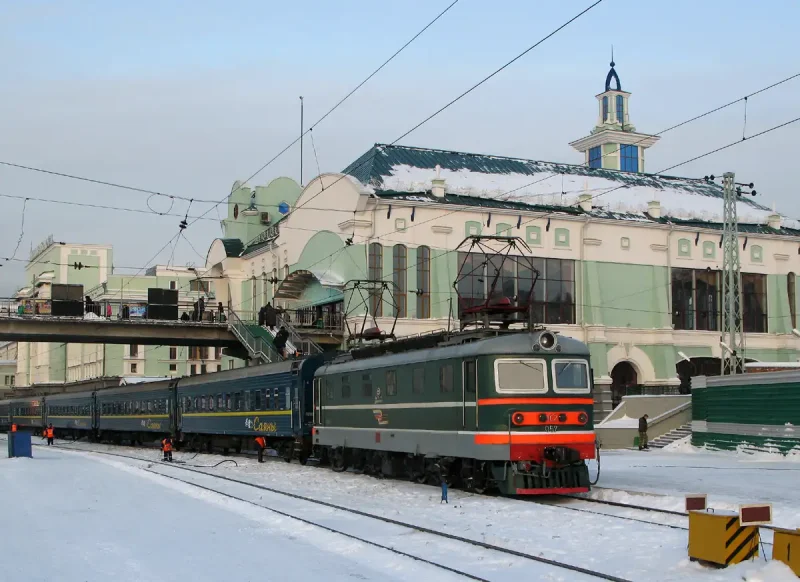 Фирменный поезд Арктика