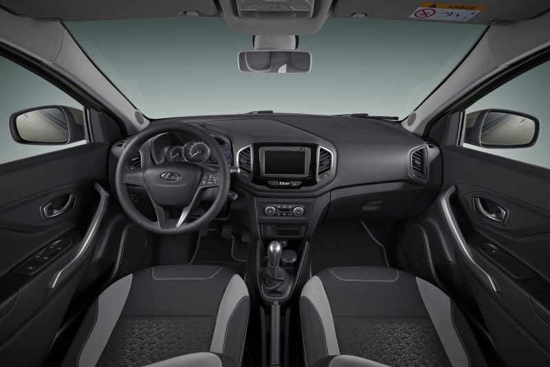 Lada XRAY салон