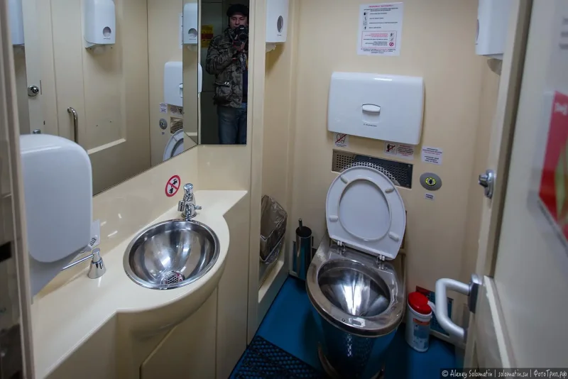 Плацкарт с душем РЖД вагон