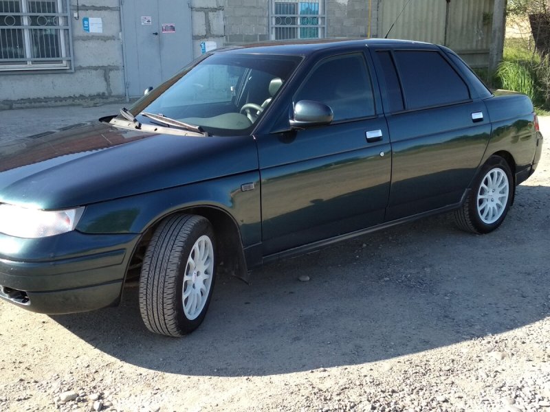Lada Premier 2110