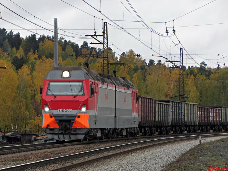 Электровоз 2эс7 002