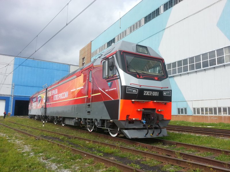 Электровоз 2эс10 Синара