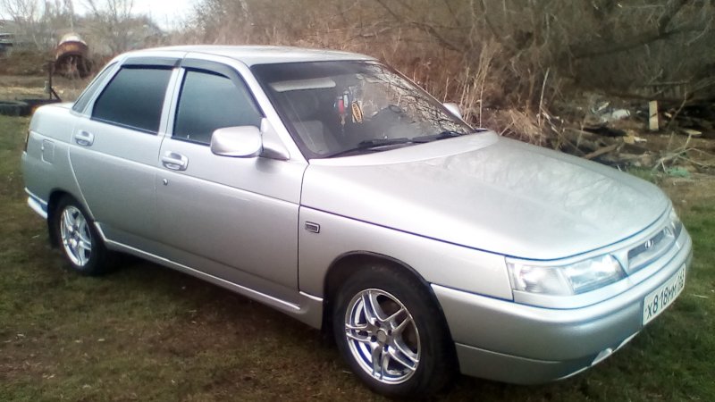 Лада 2110 серебристый металлик