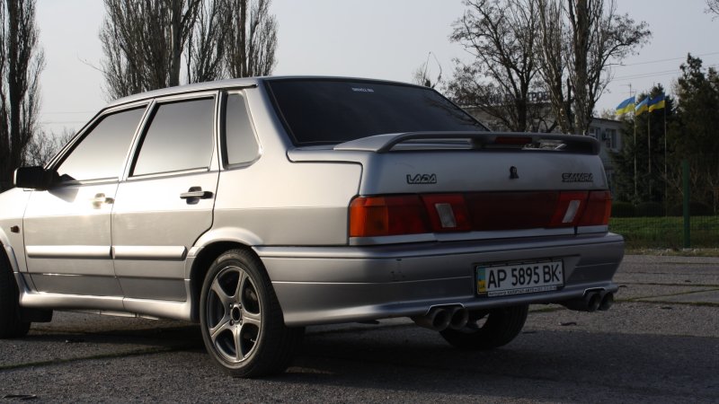 Lada 2115 опер