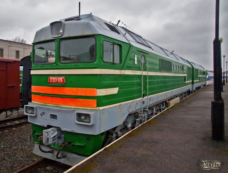 Тепловоз 2тэ121-026