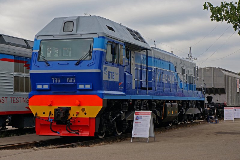Тэ8 тепловоз Эльга