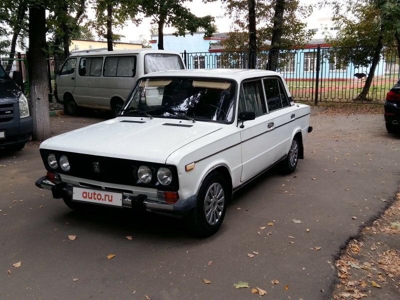 ВАЗ 2106 белая тонированная