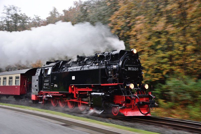 Паровоз пар