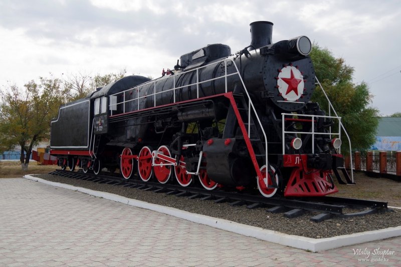Каменский паровоз памятник Каменск Уральский
