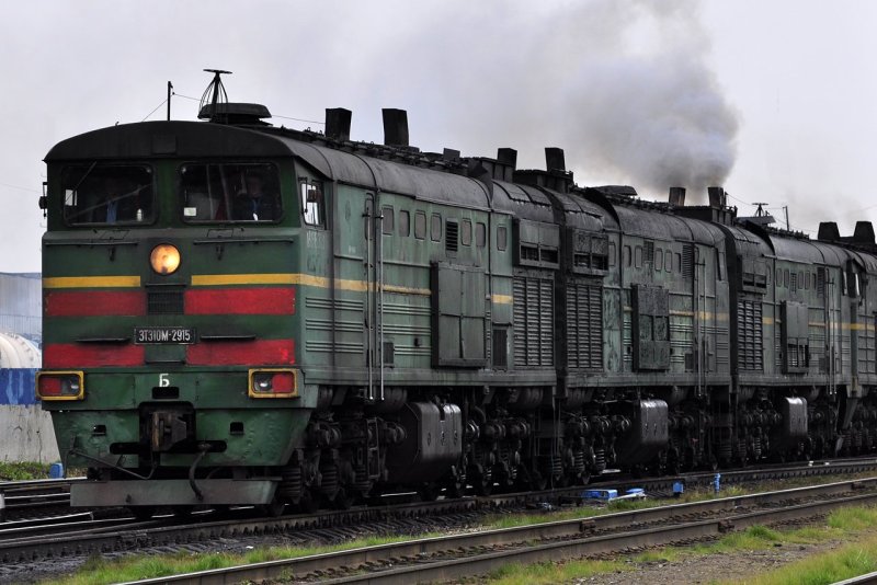 Тепловоз тэ10м