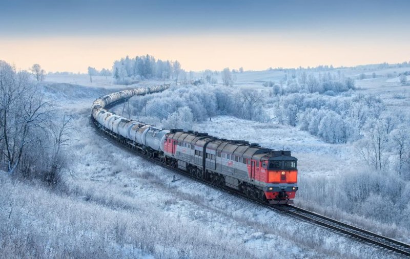 Железная дорога снег