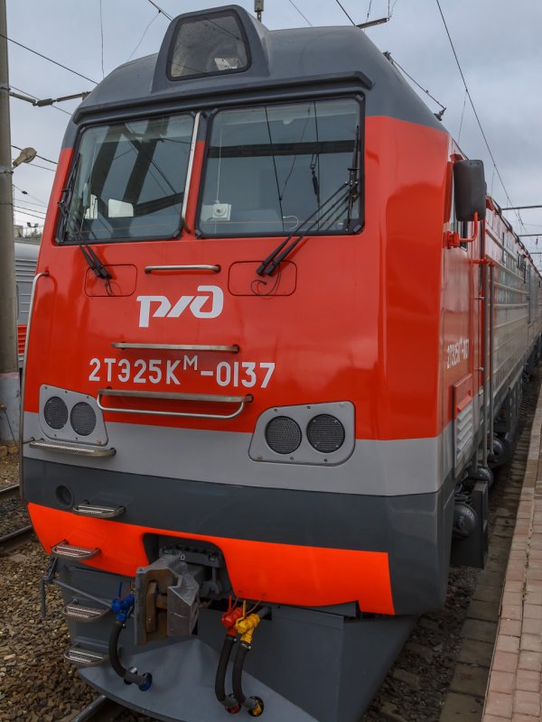 Тепловоз км25