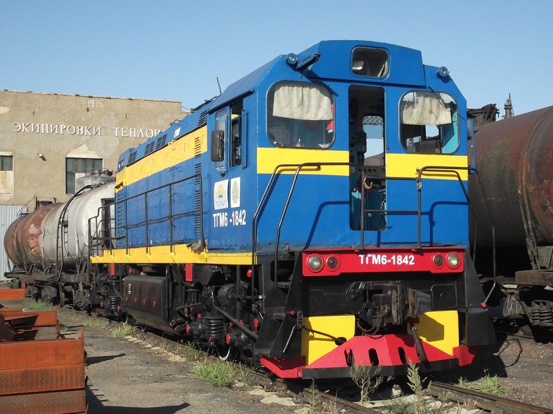 Сервомотор на тепловозе тгм6