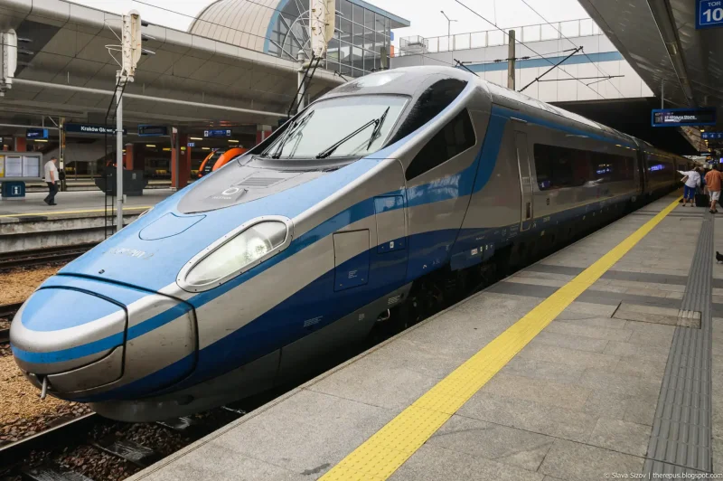 Intercity Premium Pendolino