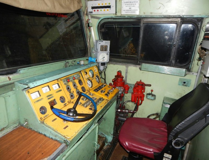 2м62 кабина машиниста
