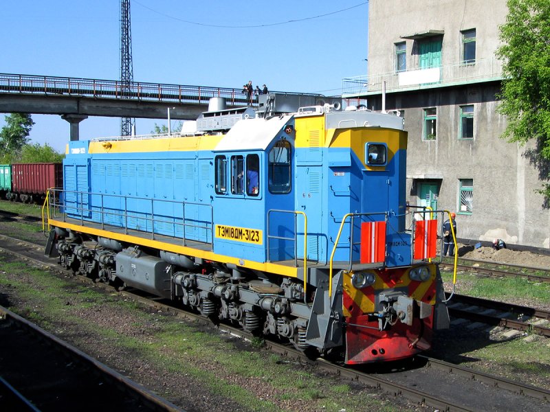 Тэм18 тепловоз