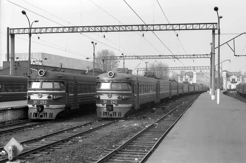 Эр10 электропоезд