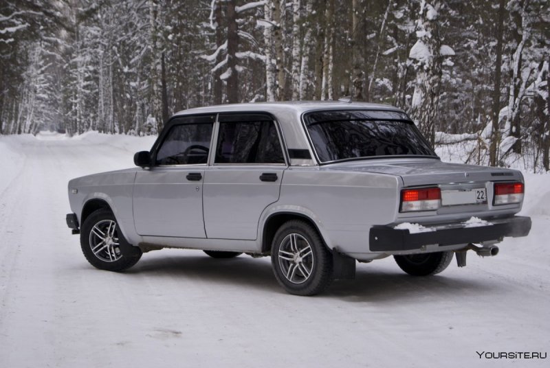 ВАЗ 2107 серая