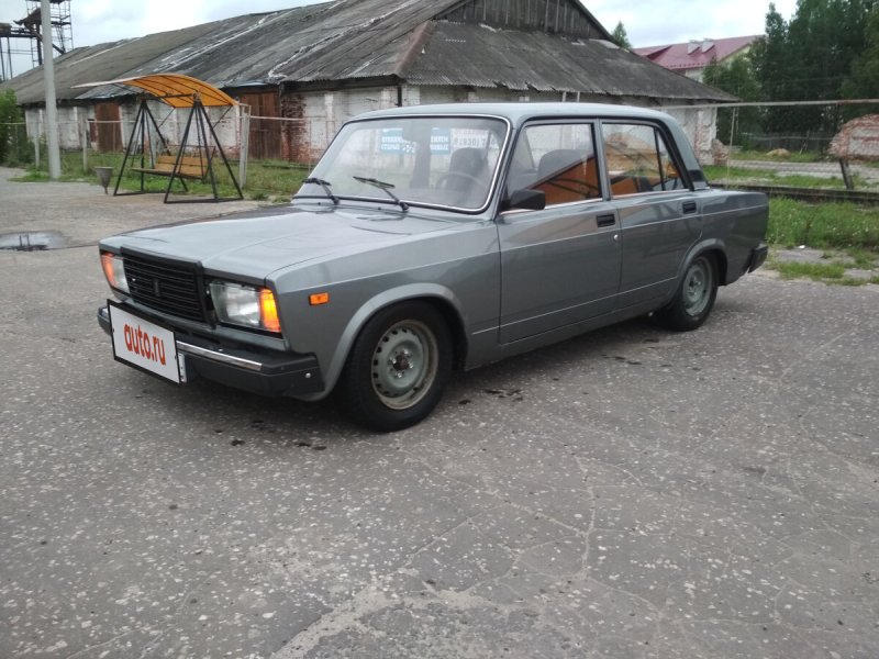 Лада 2107 серая