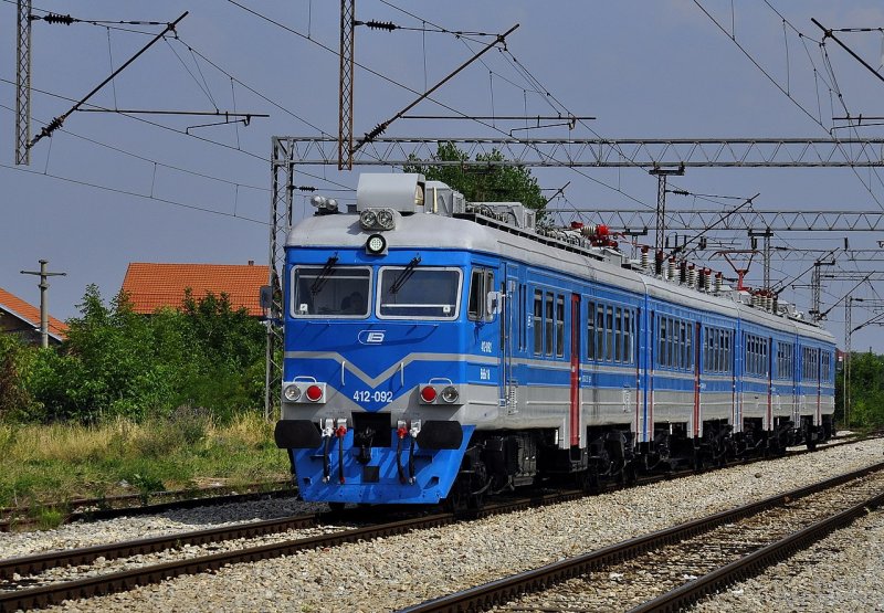 Электропоезд 412