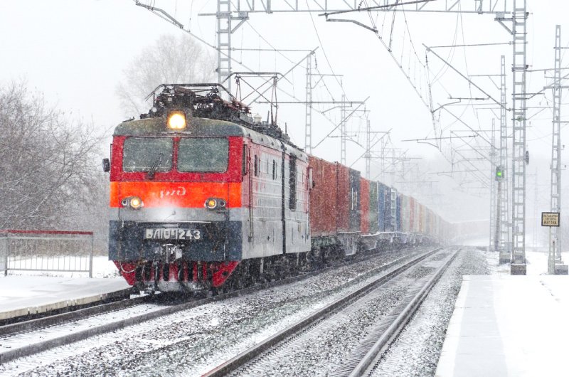 Локомотив вл 85