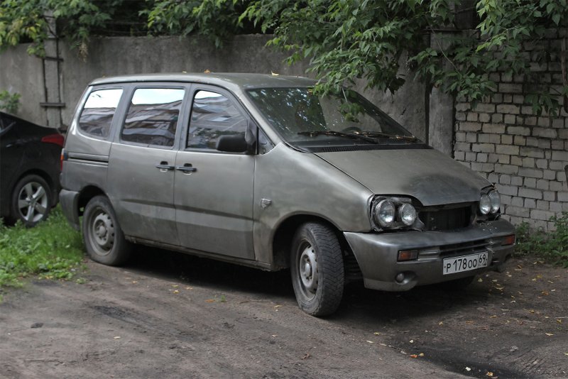 Lada (ВАЗ) 2120 Надежда