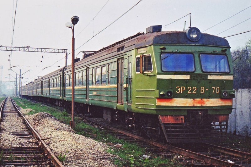 Электропоезд эр22в-69