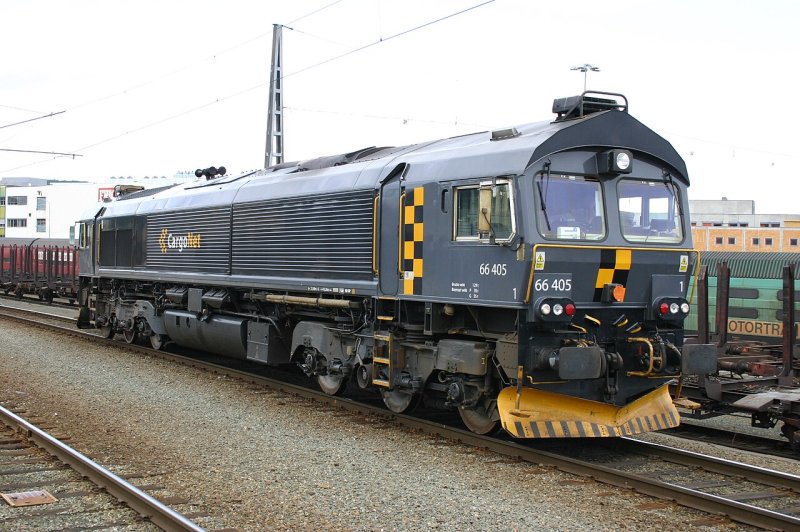 Локомотив EMD class 66