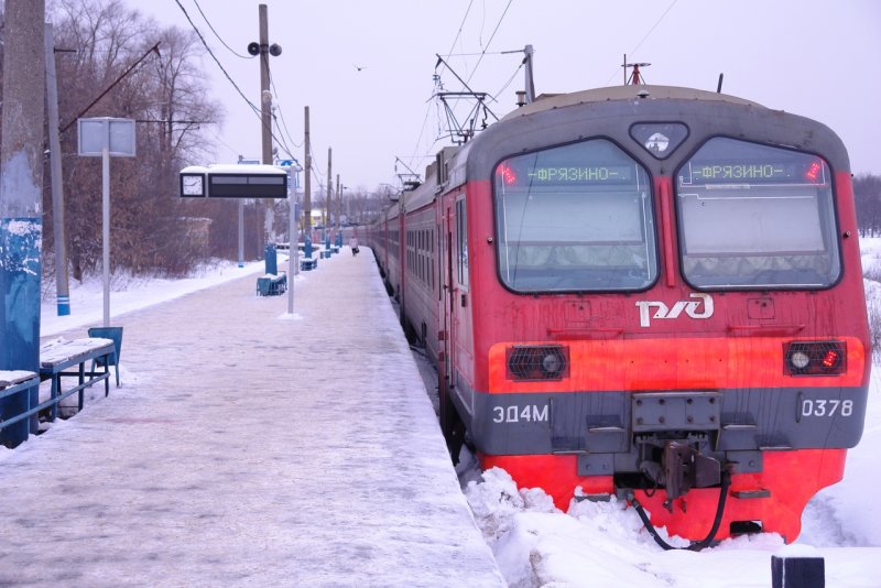 Электричка Фрязино Москва