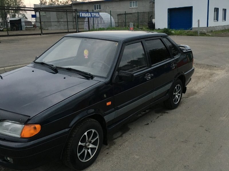 ВАЗ 2115 черная