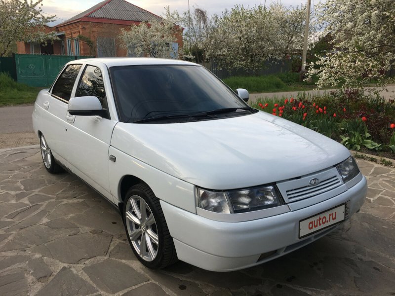 ВАЗ 2110 Богдан белый