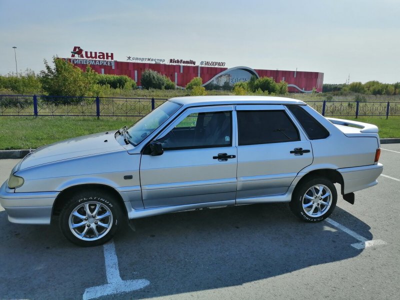 Лада серая машина 2112