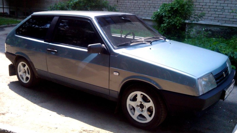Lada 2108