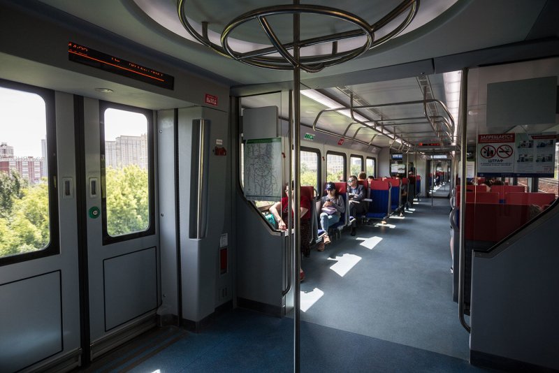 Иволга электропоезд внутри вагона