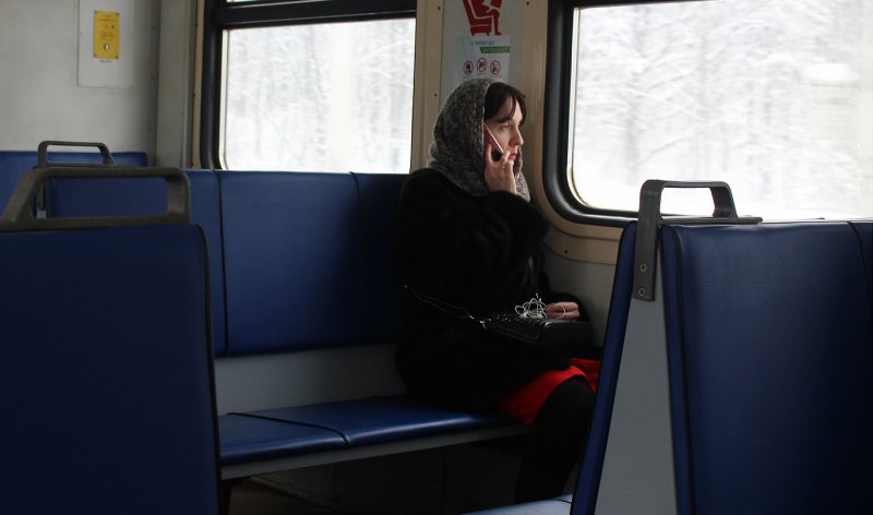 Люди в электричке