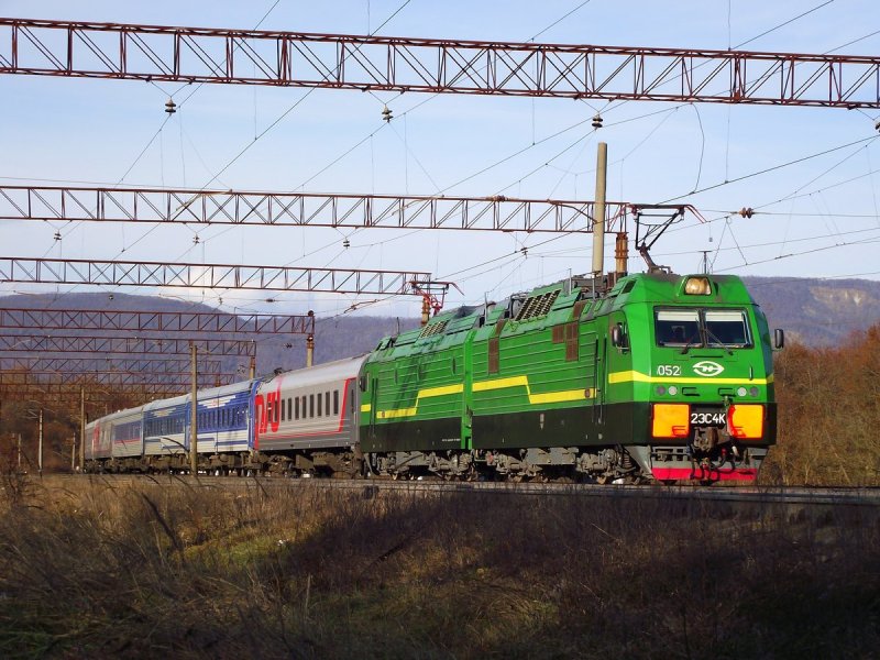 Локомотив 2эс4к