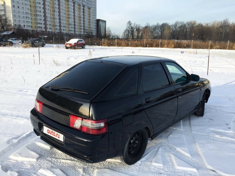 Lada 2112 черная