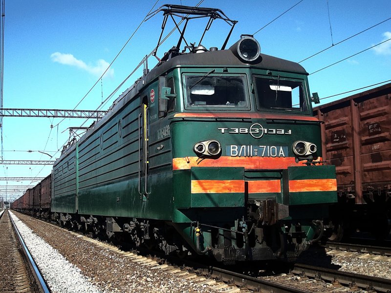 Локомотив вл 11