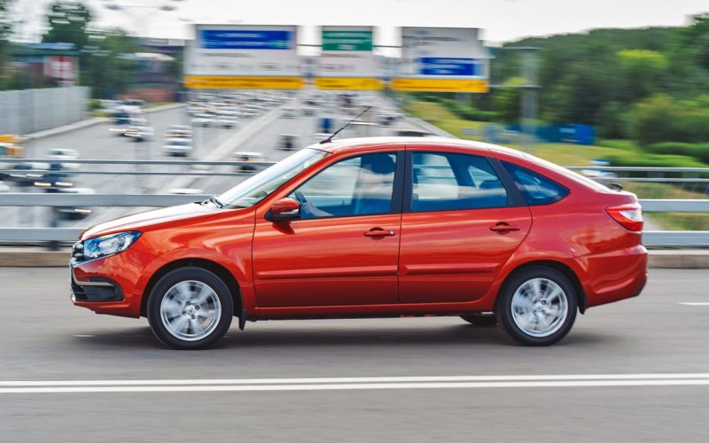 Lada Granta лифтбек