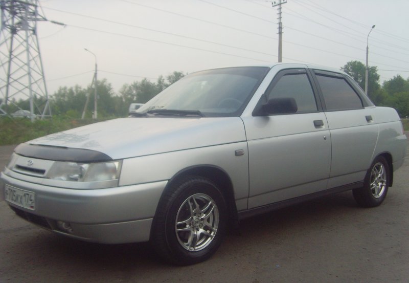 ВАЗ 21101