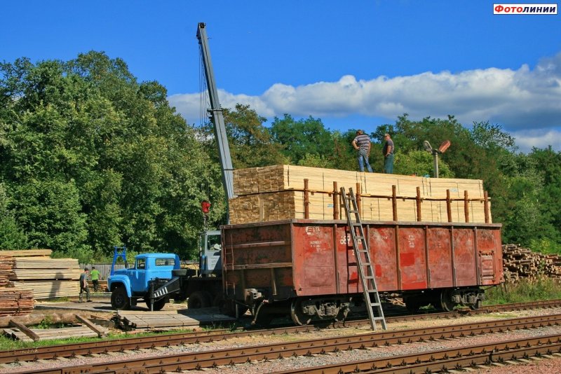Пиломатериалы в полувагоне