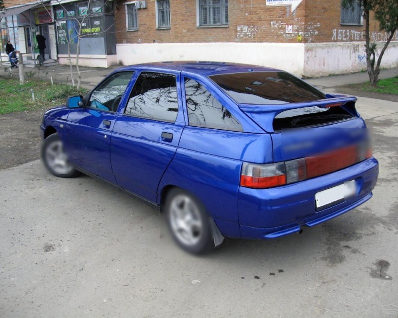 ВАЗ 2112 синяя