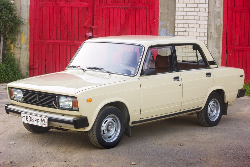 ВАЗ 2105 зеленая