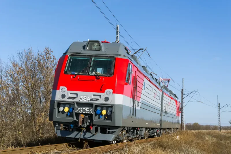 Электровоз 2эс5к