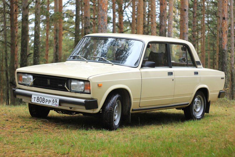 Lada (ВАЗ) 2105