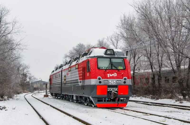 Электровоз 2с5к Ермак
