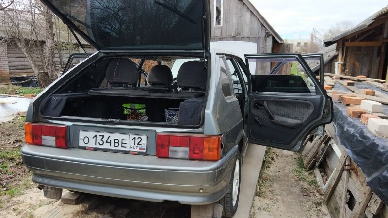 ВАЗ 2114 багажник снутри
