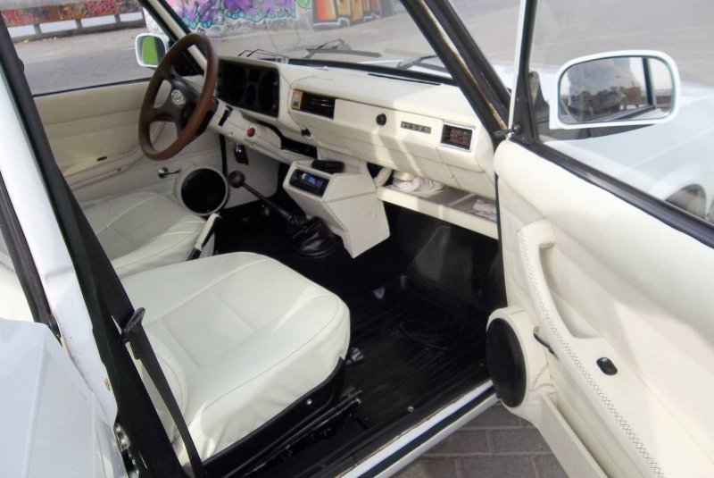 ВАЗ 2105 седан салон